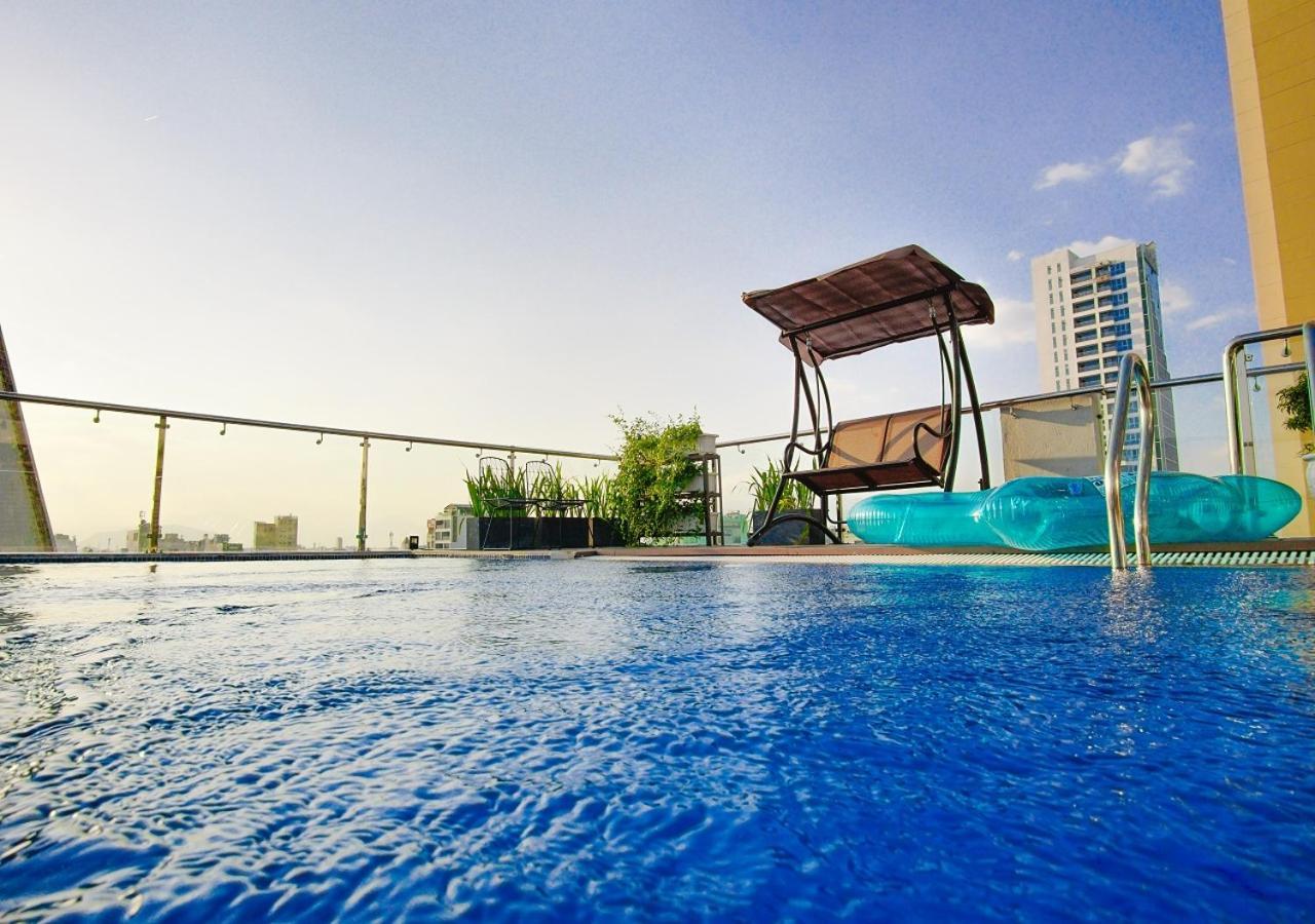 Phuong Tran Apartment And Hotel Дананг Екстер'єр фото